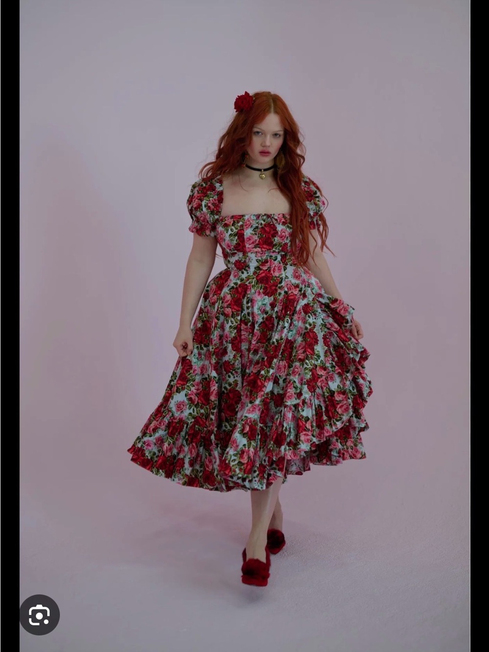 ISO Selkie Roses are red foxglove XL / XXL / 1X - comment if you’re selling